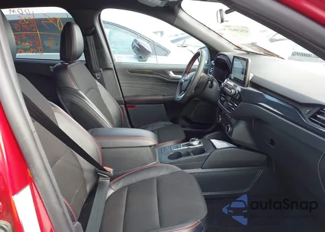 2025 Ford Escape St-Line z USA, uszkodzony, nr VIN 1FMCU9MN2SUB19414